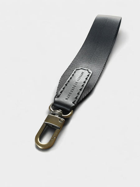 Handgurt fuer Handy und Tasche verstellbar Farbe schwarz