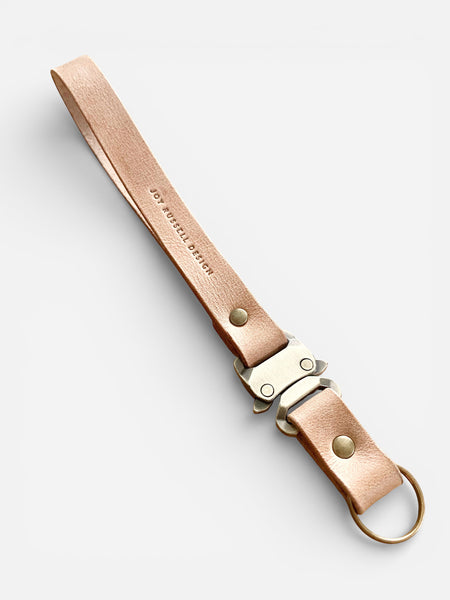 Leder Kameragurt Farbe Hellbraun mit Schnellwechselsystem personalisierbar