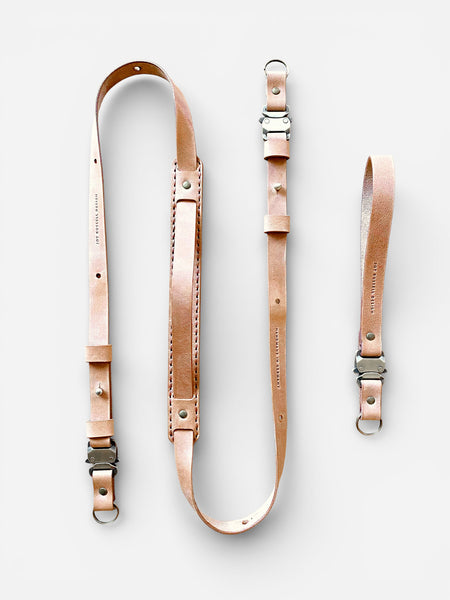 Leder Kameragurt Farbe Hellbraun verstellbar und mit Schnellwechselsystem personalisierbar