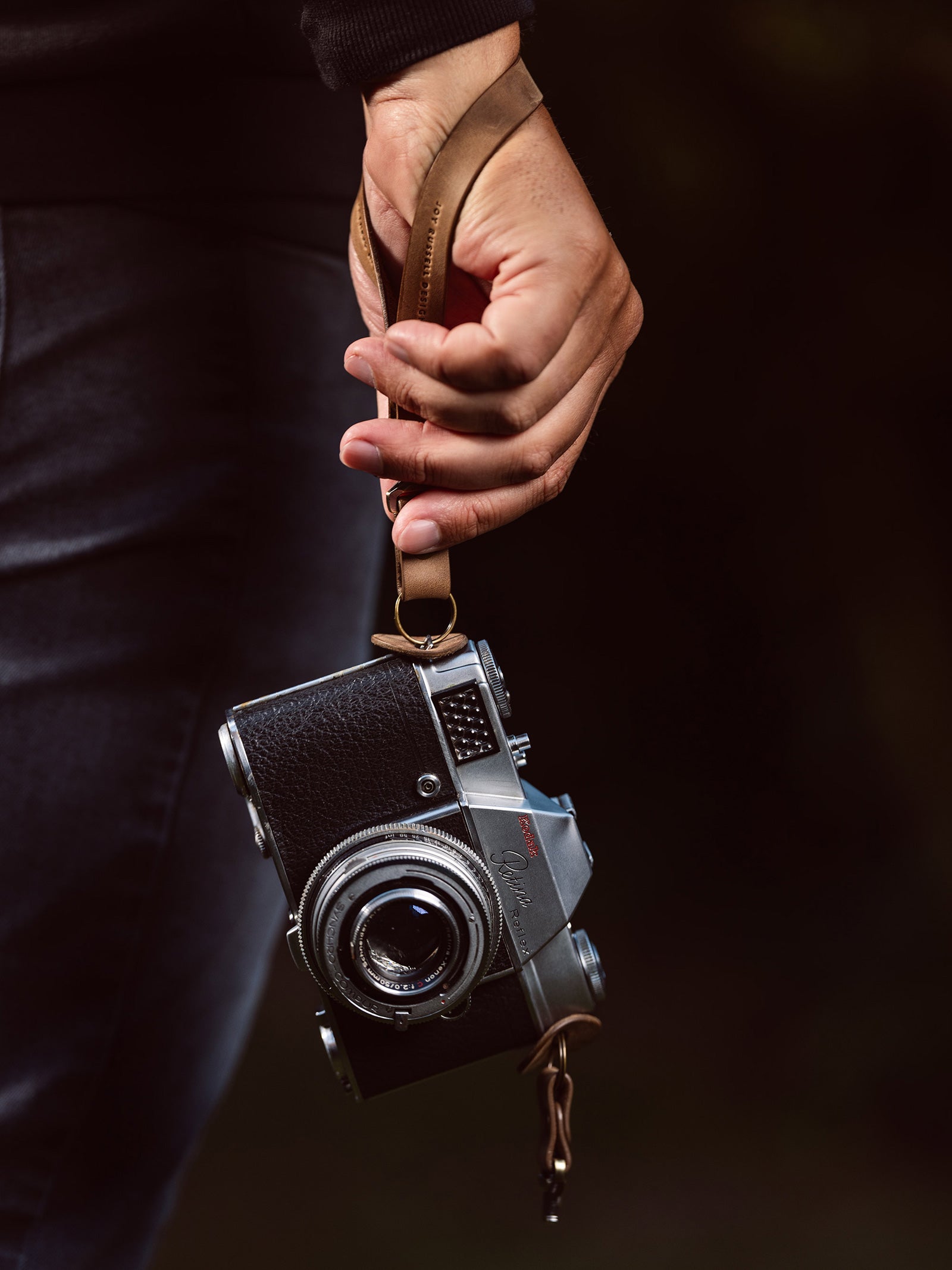 Skaard Kameragurt Aus Leder - Verstellbarer Gurt Mit Ringösen In Geschenkbox