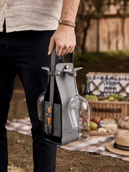 Weinträger aus Leder für Weinflasche und Weingläser mit Kellnermesser ideal für Picknick