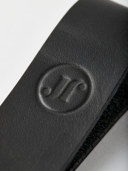 Schlüsselanhänger Echtleder Farbe schwarz personalisierbar mit Prägung